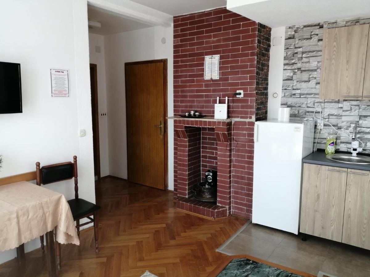 Vila Visni Lagadin Kültér fotó